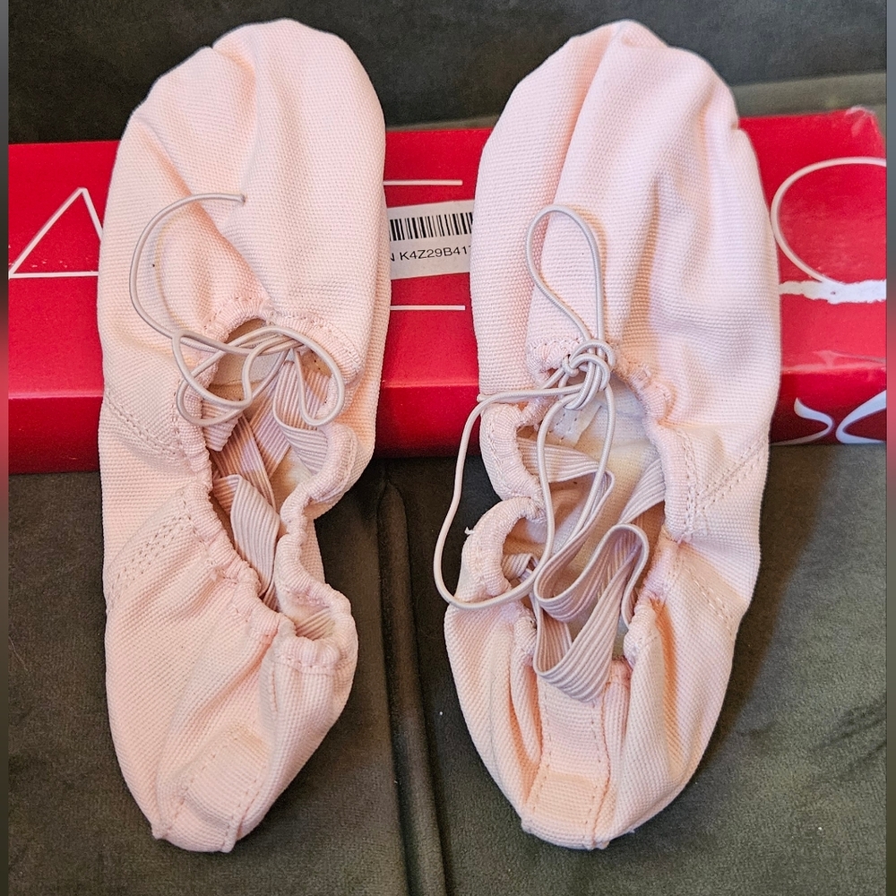 Capezio Juliet Canvas Ballet Shoes
